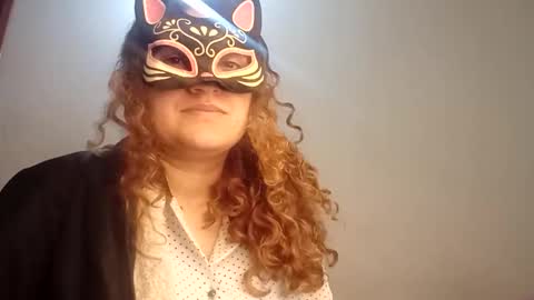 luanapowerful online show from November 4, 2025, 9:41 am