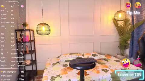 lUAN online show from March 24, 2026, 11:48 am