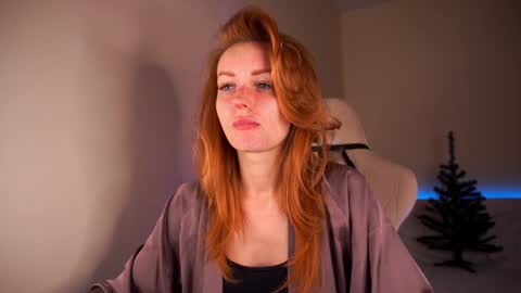 Snapshot of lubafox chatting on December 13, 2024, 8:37 pm Luba online show from December 13, 2024, 8:37 pm