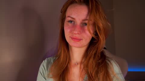 Snapshot of lubafox chatting on January 18, 2025, 11:33 pm Luba online show from January 18, 2025, 11:33 pm