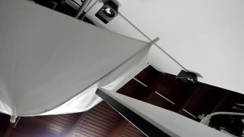 luca_morettii online show from October 18, 2025, 12:17 pm