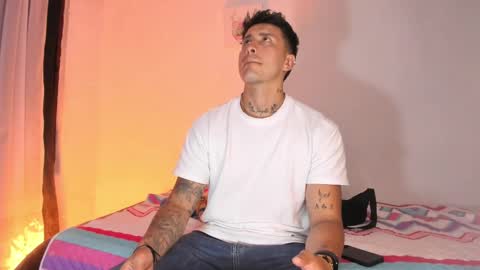 luca vane online show from September 10, 2025, 1:49 am