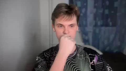 Snapshot of lucas_dany chatting on December 15, 2024, 8:47 pm Lucas Gill online show from December 15, 2024, 8:47 pm