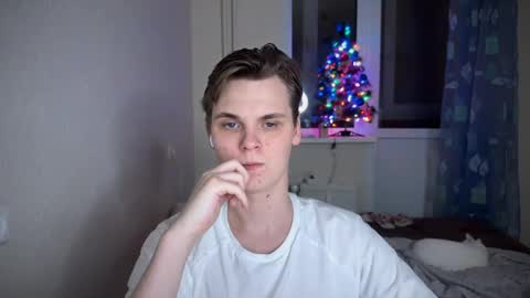 Snapshot of lucas_dany chatting on December 17, 2024, 5:15 pm Lucas Gill online show from December 17, 2024, 5:15 pm