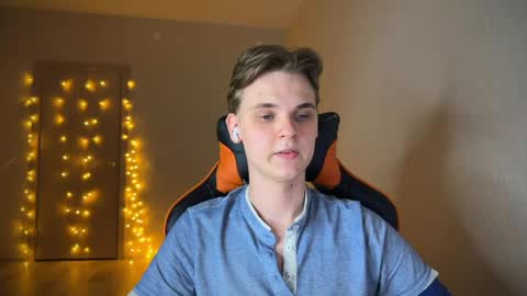 Snapshot of lucas_dany chatting on January 29, 2025, 3:22 am Lucas Gill online show from January 29, 2025, 3:22 am