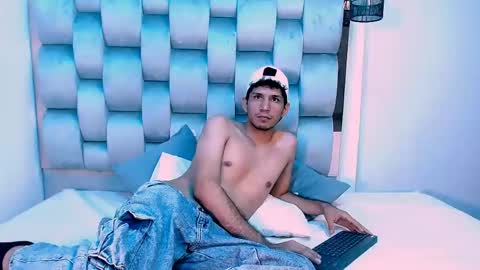 lucas_dream online show from May 29, 2026, 11:52 am