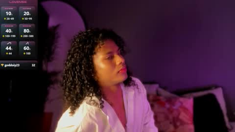   online show from December 15, 2025, 1:37 pm