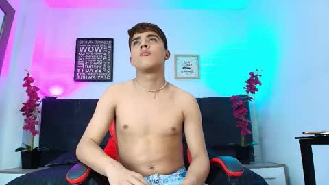 Snapshot of lucas_lovee chatting on February 24, 2026, 3:04 am Lucas lovee online show from February 24, 2026, 3:04 am