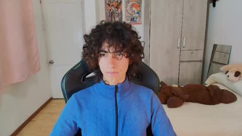 lucas_xo online show from March 17, 2026, 7:55 am