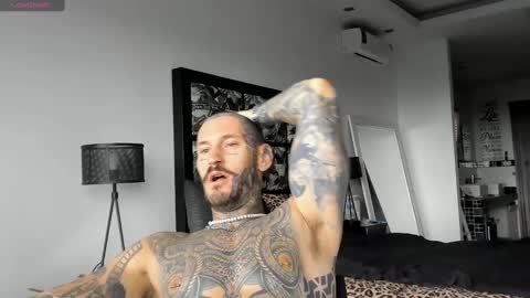 lucasexclusive online show from January 5, 2025, 7:17 am