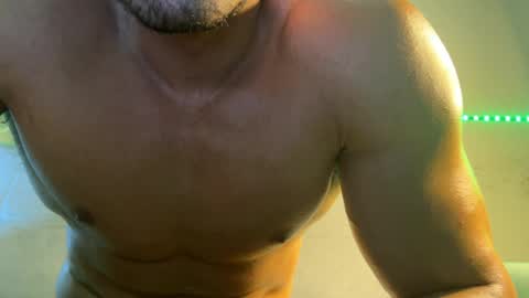 lucasfit24 online show from March 27, 2026, 3:01 am