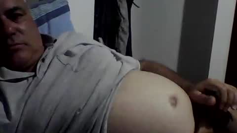 lucas online show from November 1, 2025, 9:50 pm