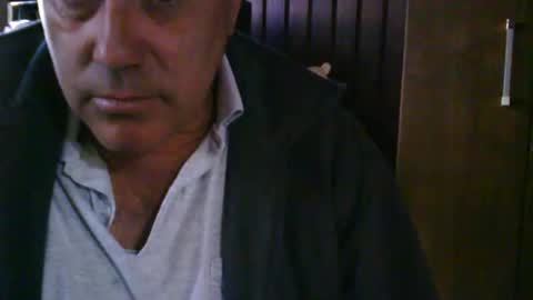 lucas online show from November 16, 2025, 3:39 pm