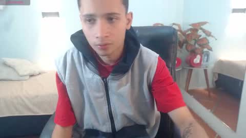 Snapshot of lucasssmith11 chatting on November 30, 2025, 12:20 pm LucassSmith11 online show from November 30, 2025, 12:20 pm