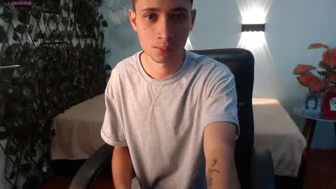 Snapshot of lucasssmith11 chatting on January 12, 2026, 11:59 am LucassSmith11 online show from January 12, 2026, 11:59 am