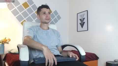 Snapshot of lucasssmith11 chatting on February 14, 2026, 6:59 pm LucassSmith11 online show from February 14, 2026, 6:59 pm