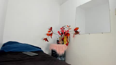 LUCAS TORREZ online show from December 20, 2025, 2:29 am