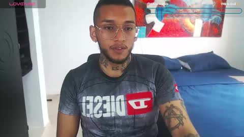 Snapshot of lucavanden chatting on October 31, 2025, 3:24 pm Luca Vanden online show from October 31, 2025, 3:24 pm