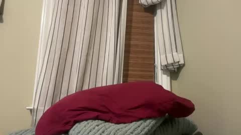 lucca_d123 online show from January 17, 2025, 7:51 am