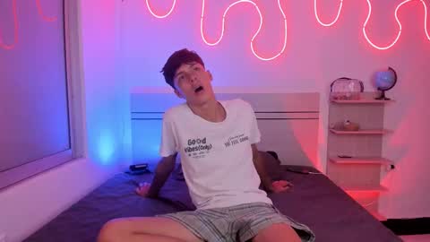 Luccas Ferreira online show from November 7, 2025, 7:25 pm