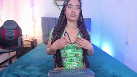 Snapshot of lucerop_ chatting on March 8, 2026, 3:54 am Lucero online show from March 8, 2026, 3:54 am