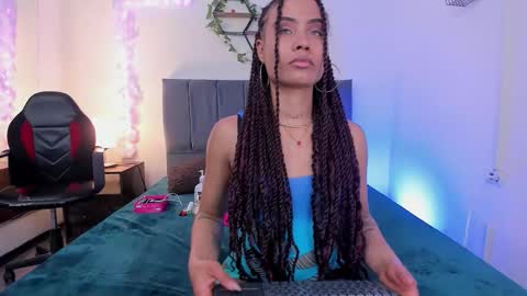 Snapshot of lucerop_ chatting on March 10, 2026, 3:33 am Lucero online show from March 10, 2026, 3:33 am