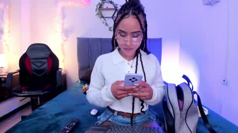 Snapshot of lucerop_ chatting on April 9, 2026, 3:17 am Lucero online show from April 9, 2026, 3:17 am