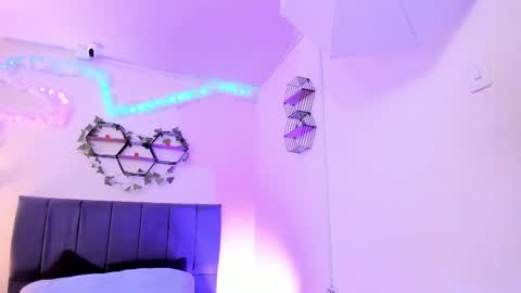 Snapshot of lucerop_ chatting on April 11, 2026, 3:33 am Lucero online show from April 11, 2026, 3:33 am