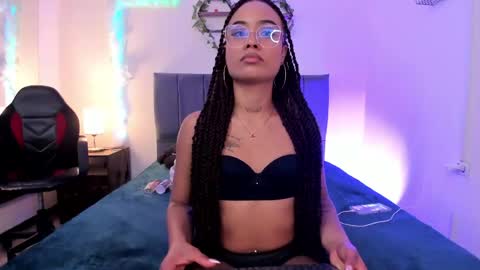 Snapshot of lucerop_ chatting on April 14, 2026, 3:23 am Lucero online show from April 14, 2026, 3:23 am