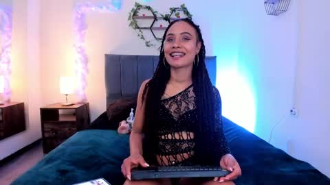 Lucero  online show from April 30, 2026, 3:35 am