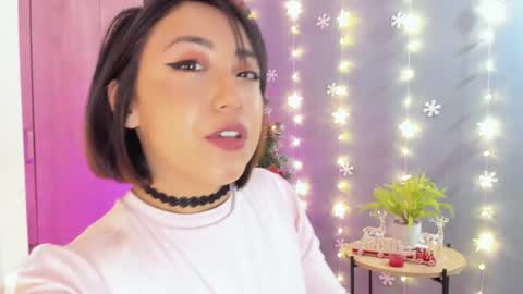 Luci y Fer online show from December 13, 2024, 1:26 am