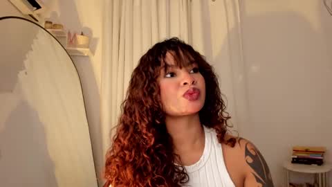 Lucia online show from January 9, 2025, 6:57 pm