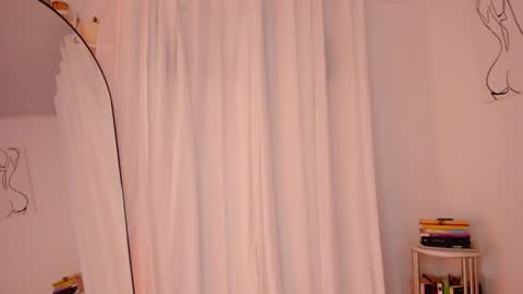 Lucia online show from January 16, 2025, 8:57 pm