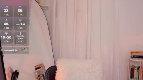 Lucia online show from February 7, 2025, 9:15 pm