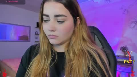 lucia star  online show from February 14, 2025, 8:42 am