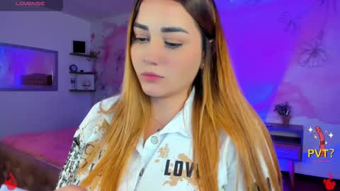 lucia star  online show from March 5, 2025, 2:57 am