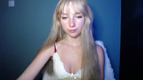 Lucy online show from September 13, 2025, 8:52 pm