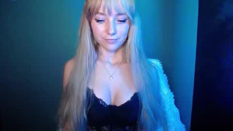 Lucy online show from September 24, 2025, 6:44 pm