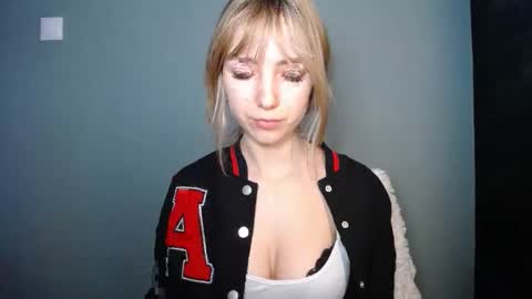 Lucy online show from February 12, 2026, 7:47 am