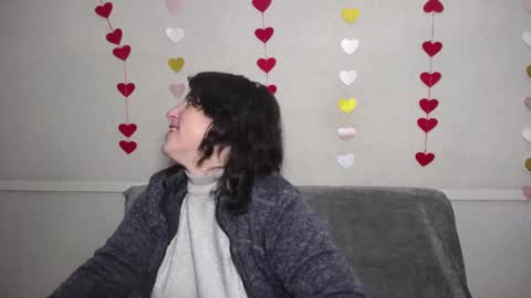 LuciaMi online show from February 15, 2025, 6:02 am