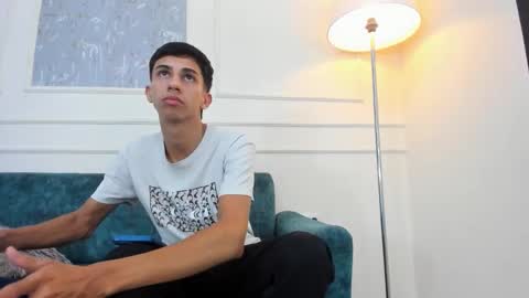 Pirulo online show from October 22, 2025, 4:02 am
