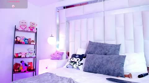 Lisseth  online show from March 8, 2025, 4:01 am