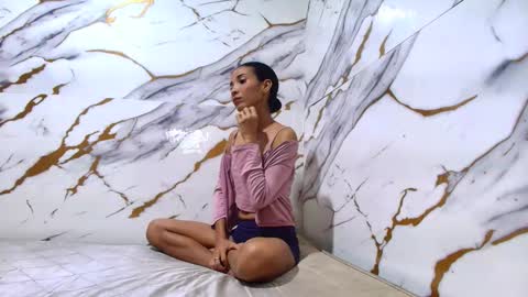 Snapshot of luciana_daza chatting on February 28, 2026, 5:47 pm Luciana online show from February 28, 2026, 5:47 pm