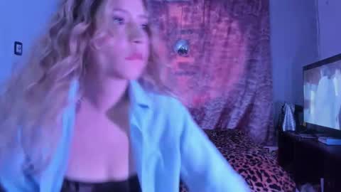 Luciana Evans online show from November 6, 2025, 2:07 pm