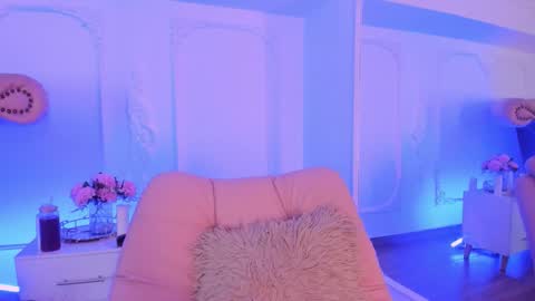 Luciana online show from February 25, 2026, 8:18 pm