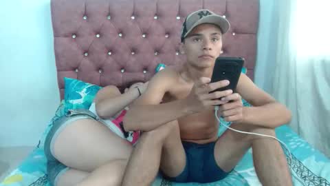 luciana_rober online show from April 18, 2026, 3:38 pm