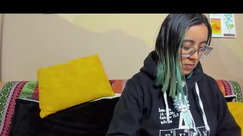 Snapshot of lucianacapisce chatting on October 12, 2025, 11:04 pm Dani 3 online show from October 12, 2025, 11:04 pm