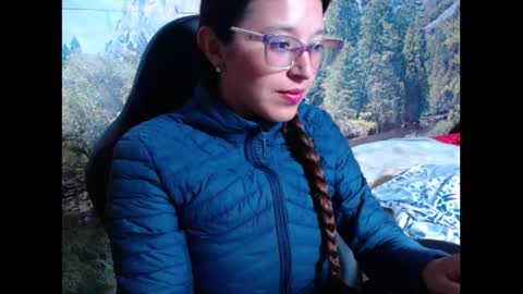 Lucy online show from September 30, 2025, 10:15 pm