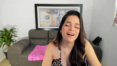 Luciana M online show from March 4, 2026, 9:10 pm