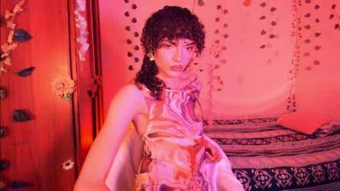 Lucy or Lucian 3 Come to my social Links3   online show from April 4, 2026, 4:04 pm